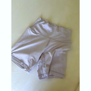 Aritzia Golden TnaButter Atmosphere Shorts Lavender Purple High Waisted Biker 4